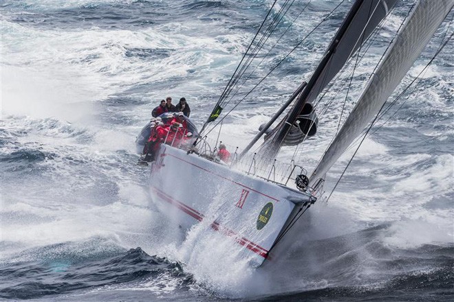 WILD OATS XI punches south shortly after leaving Sydney Harbour - 2012 Rolex Sydney Hobart Yacht Race ©  Rolex / Carlo Borlenghi http://www.carloborlenghi.net